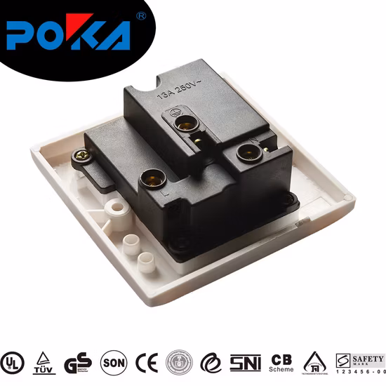 매끄러운 외관 실버 합금 영국/영국/호주 표준 USB 스위치 소켓