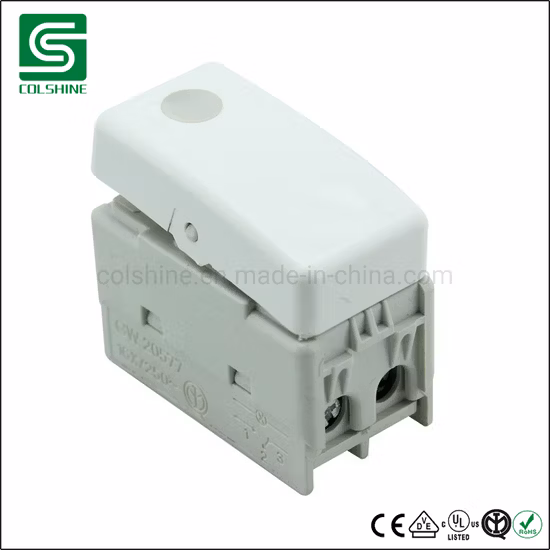 구리 부품이 포함된 PC 재질의 이탈리아 전기 벽면 소켓